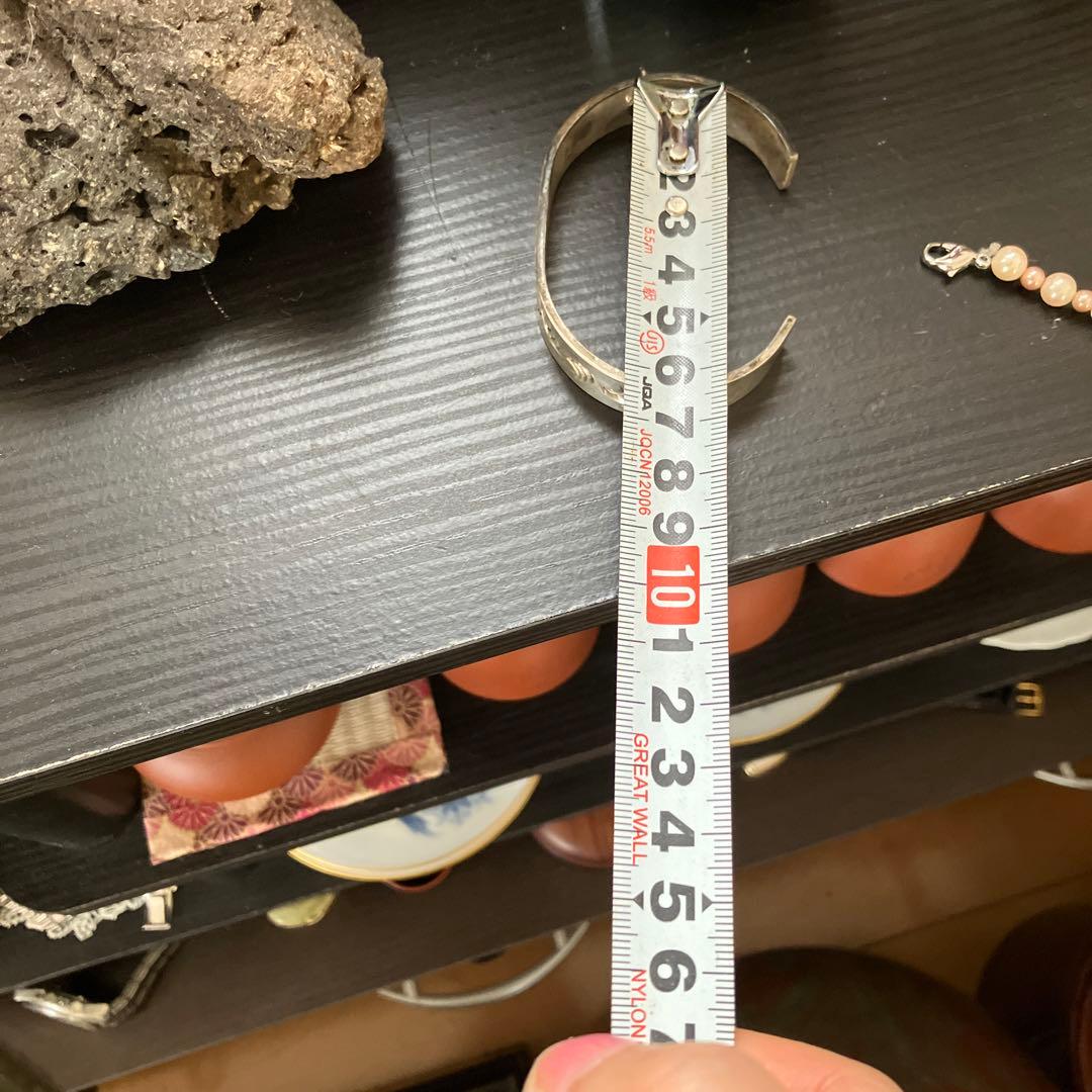 ARIZONA シルバーエングレーブカフブレスレット