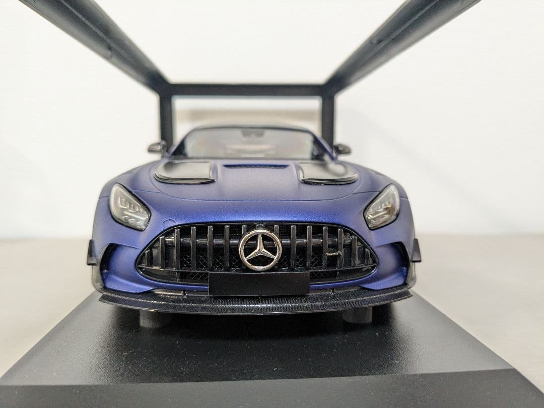 ベンツ　AMG ミニカー　ミニチャンプス　1/18　車　京商　オートアート