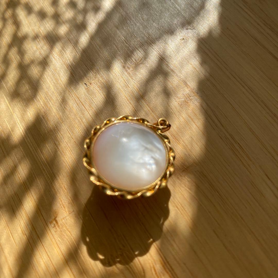 虹色マベパールのペンダントトップ❤️18Ｋ