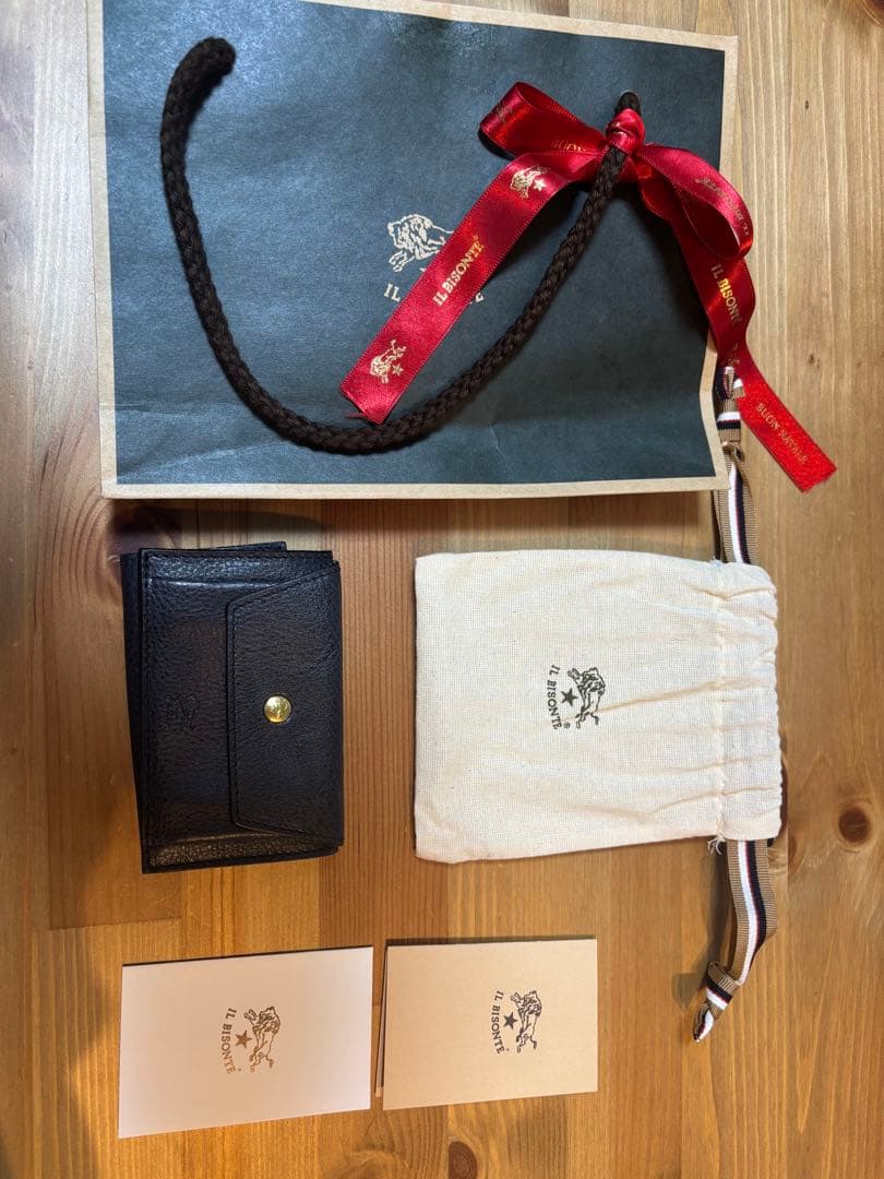 IL BISONTE イルビゾンテ　キーケースウォレット　未使用