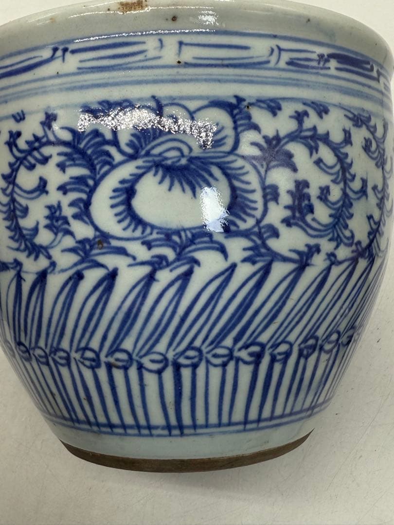 中国　清時代　染付　蓮紋巻缸　書斎用　送料込み251104