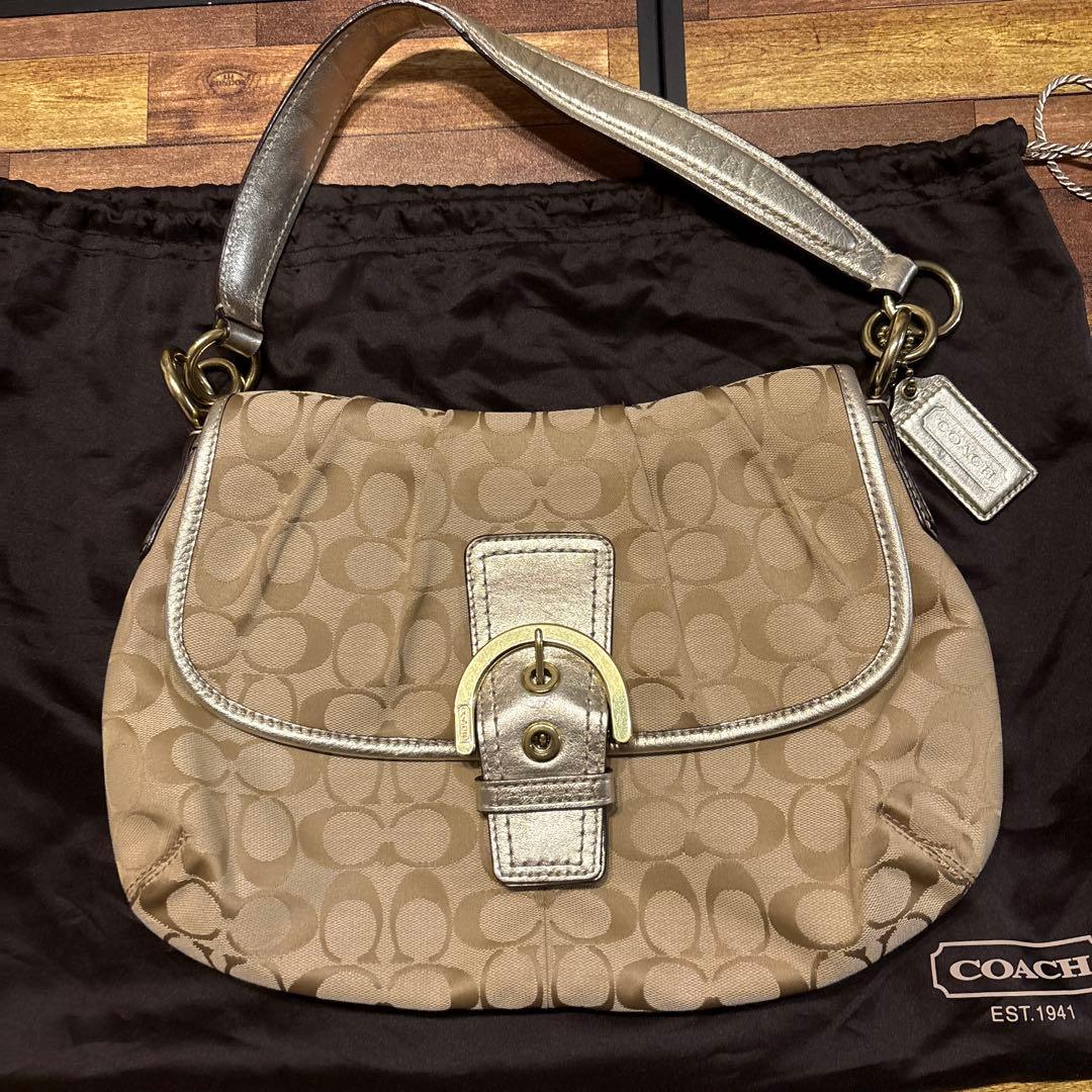 COACH ショルダーバッグ ベージュ　ゴールド