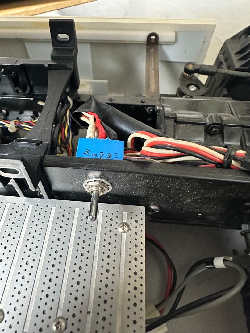 1/14 現行プロフィアダンプ　ギミック多数