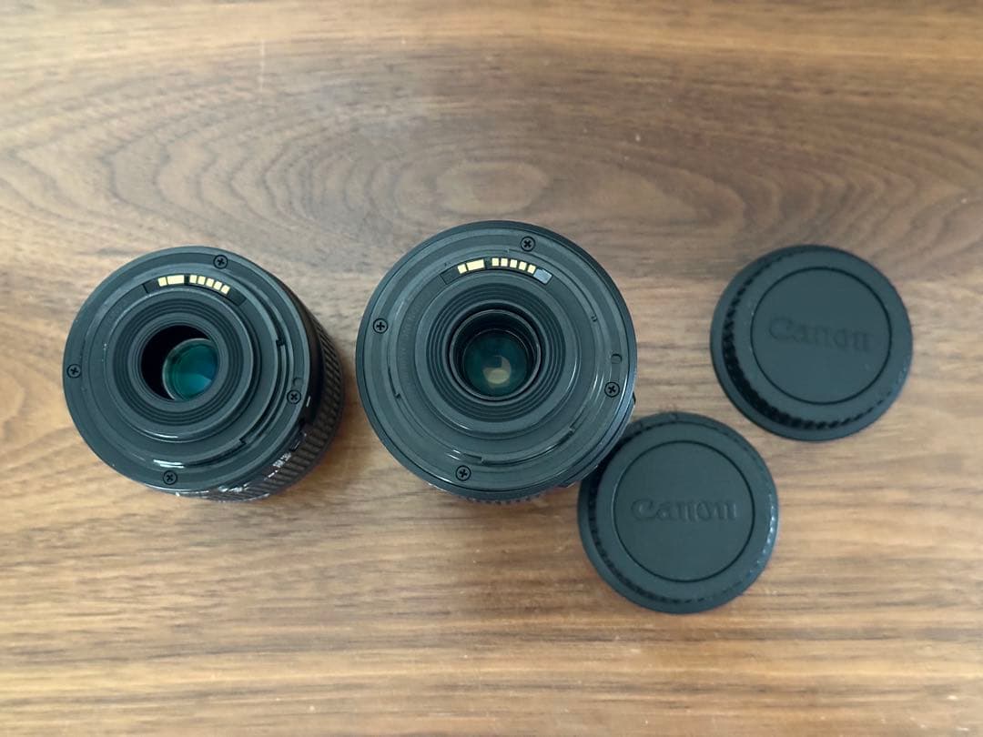 Canon EOSkiss x7ダブルズームキット (レンズ保護フィルター付き)