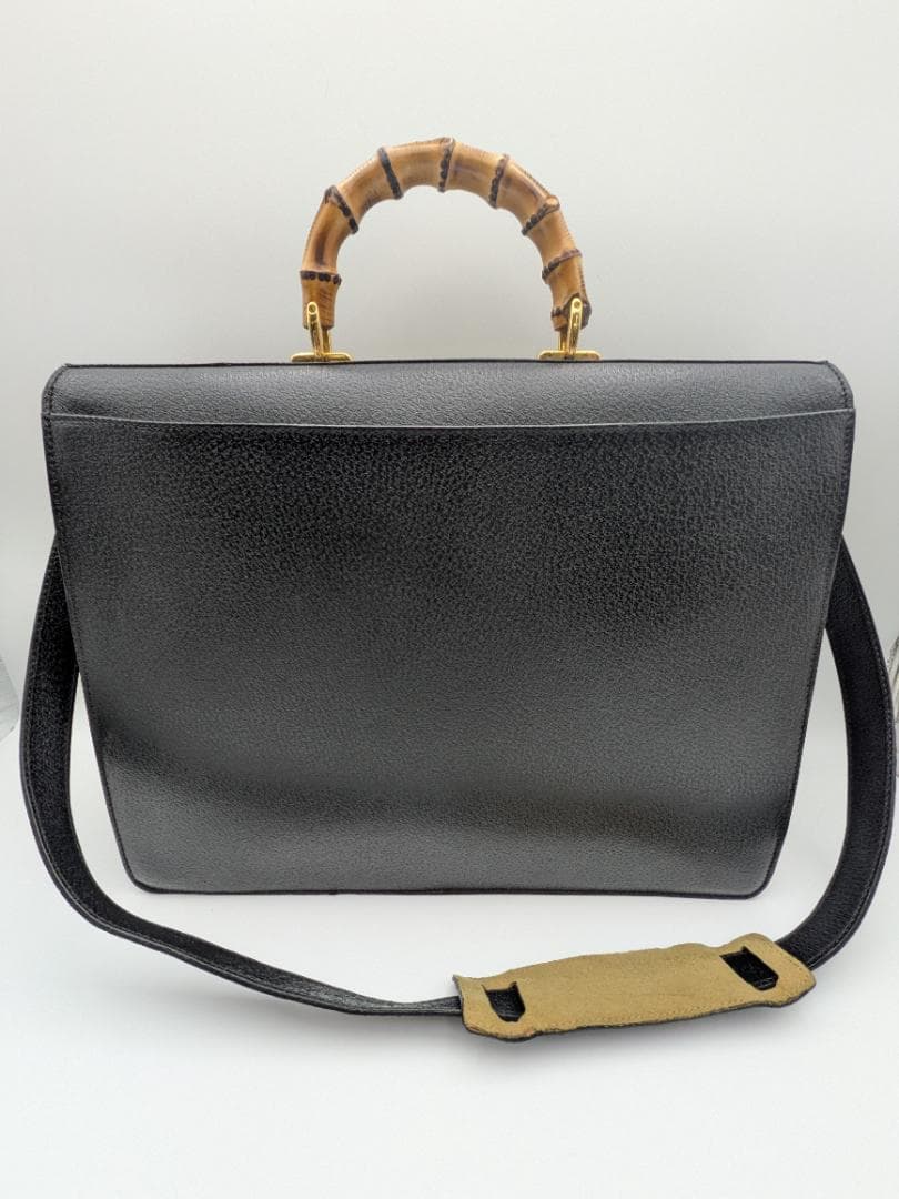 GUCCI　グッチ　ビジネスバッグ　レザー　ブラック　5438