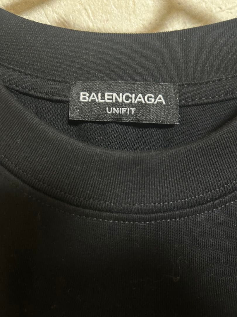 BALENCIAGA バックロゴ　Tシャツ