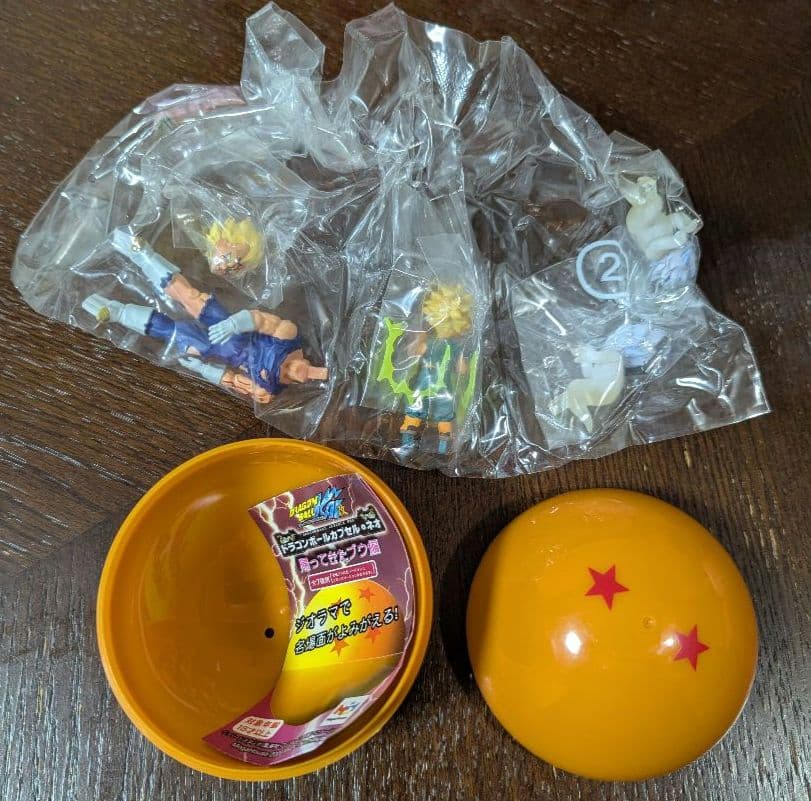 ☆中未開封☆ドラゴンボール　カプセルネオ　帰ってきたブウ編　フル彩色バージョン