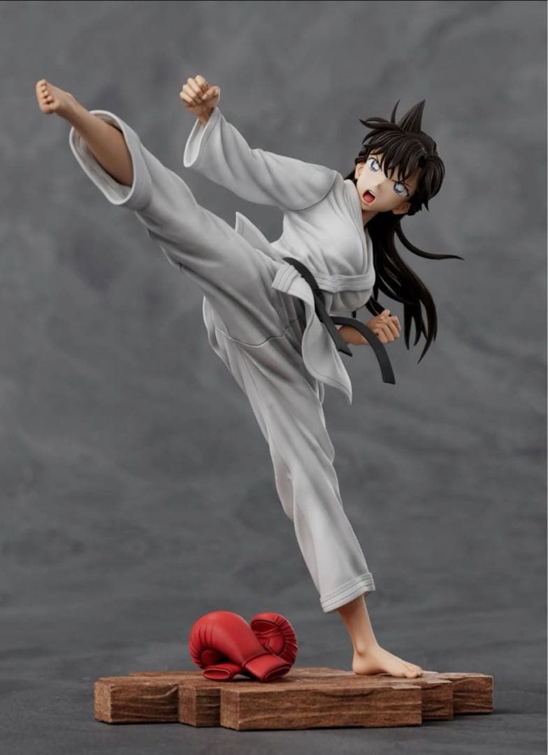 蘭空手アクションフィギュア キックポーズ 約30cm