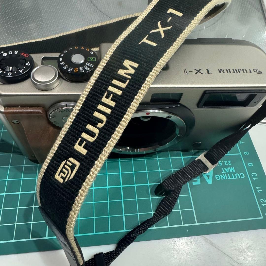 フィルムカメラ fujifilm tx-1