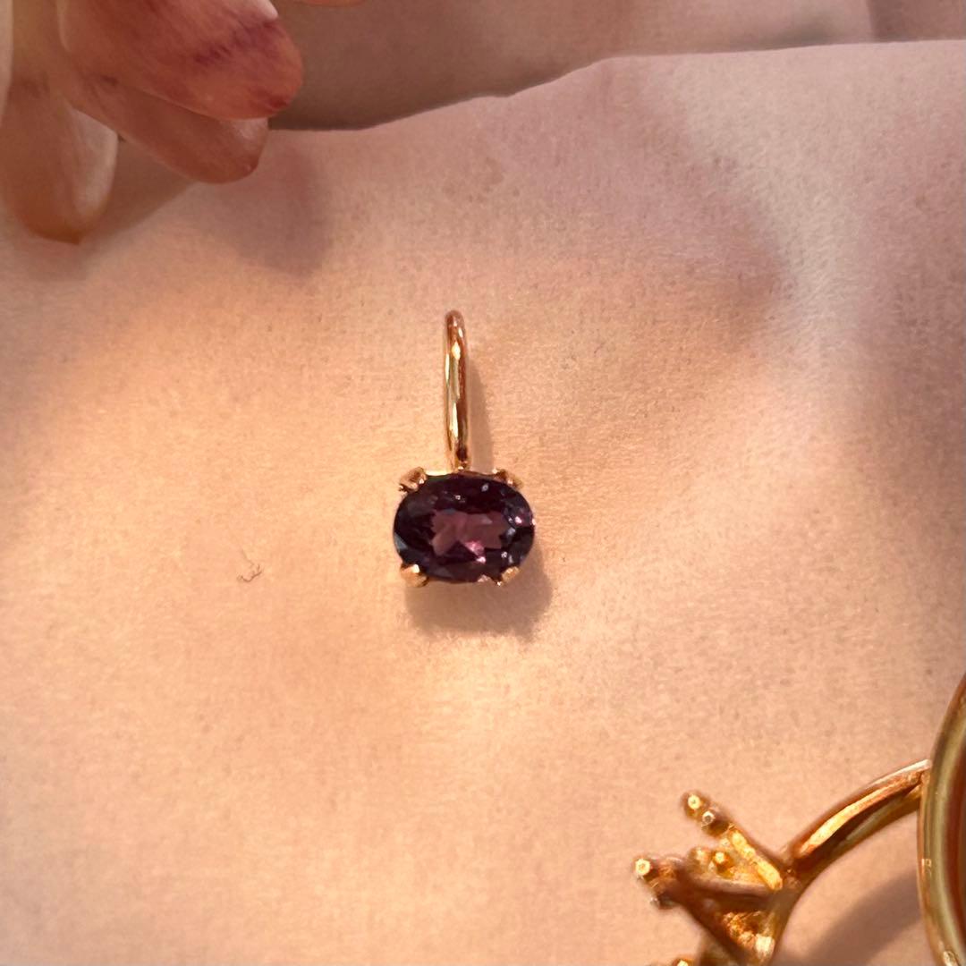 ベキリーブルーガーネットのK10ペンダントトップ ソーティング付き♪