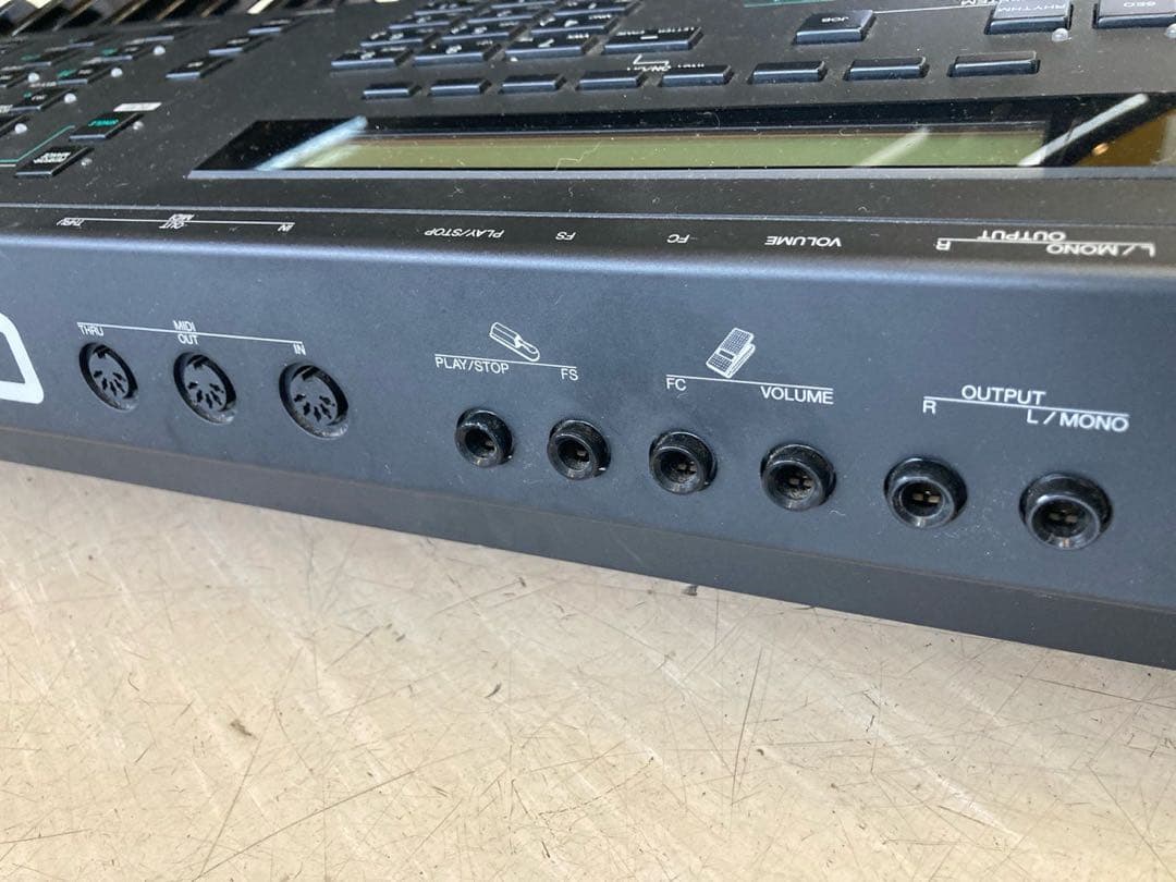 Yamaha V50 シンセサイザー 61鍵