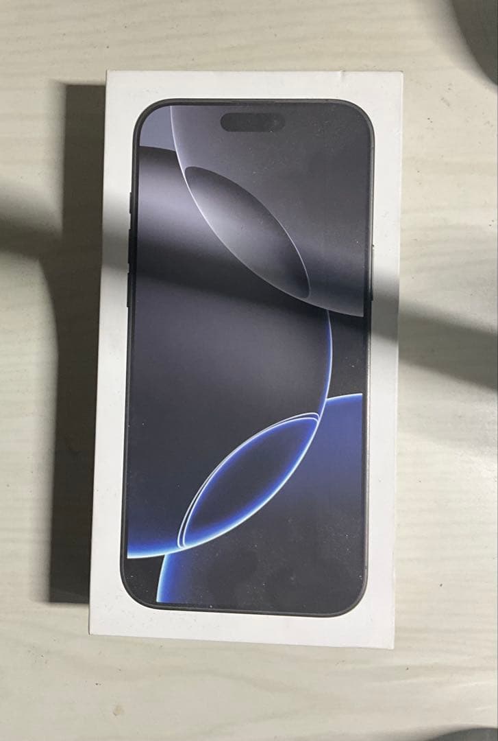 SIMフリー　iPhone 16Pro Max ブラックチタニウム　256GB