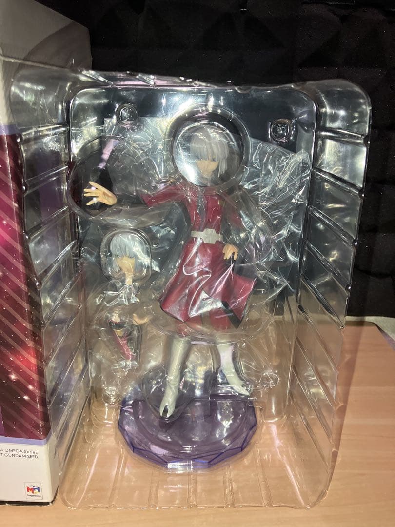 ガンダムSEED スケールフィギュア イザーク・ジュール アルファオメガ