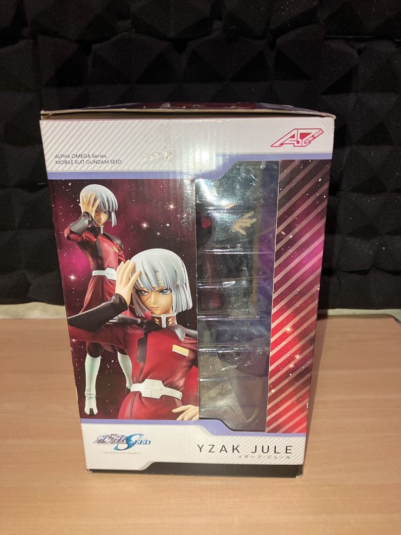 ガンダムSEED スケールフィギュア イザーク・ジュール アルファオメガ