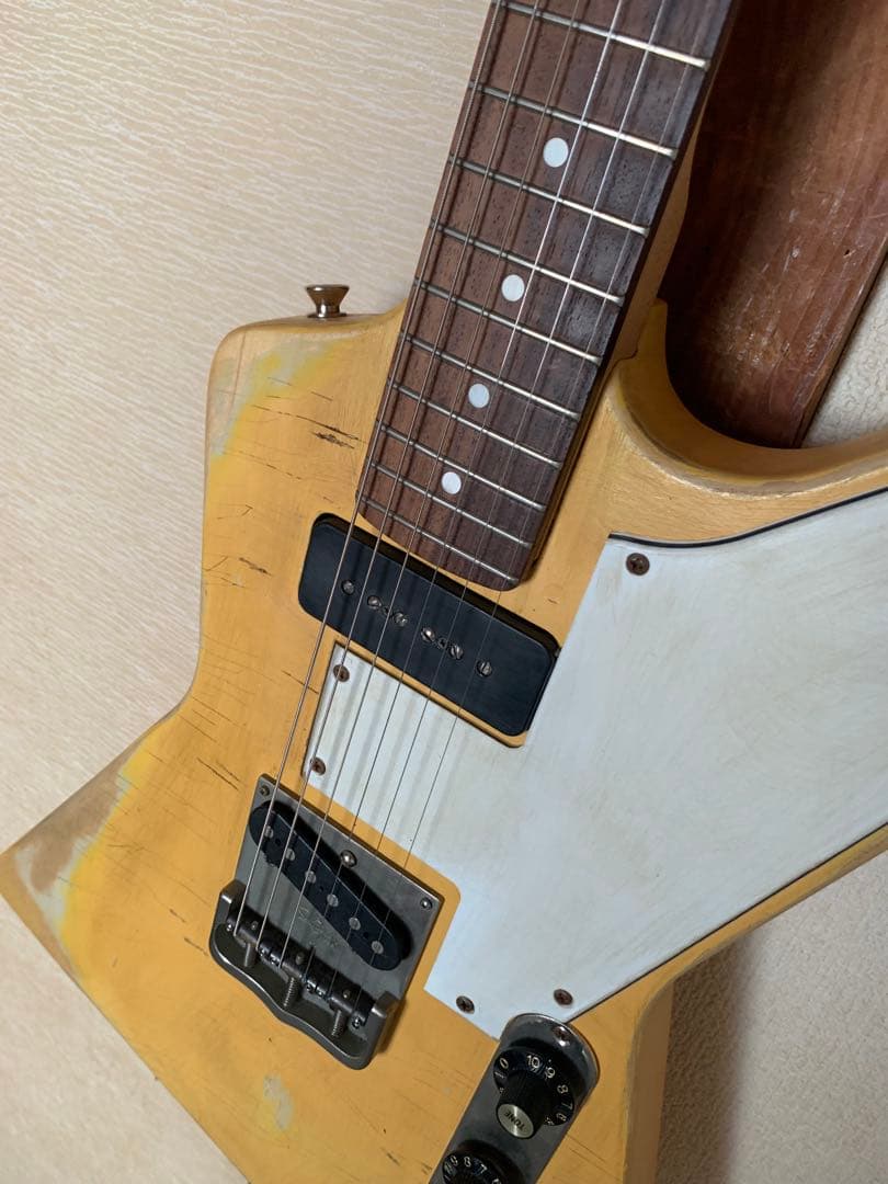 エクスプローラーエルボーカット　テレキャスター　ノーブランドP-90 レリック