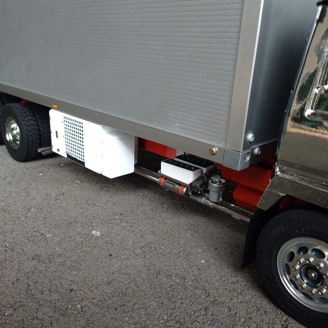 タイヤ1/14トレーラー改造デコトラ単車製作途中