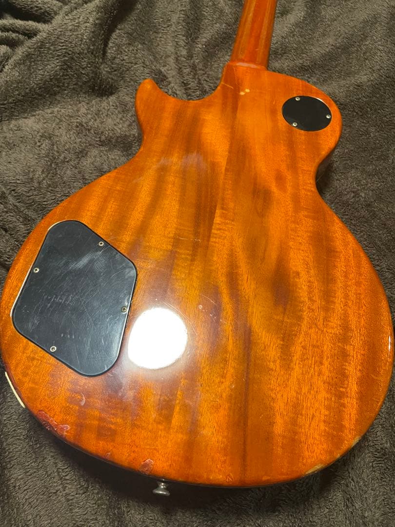 レスポールタイプ ディープジョイント キルト アバロン