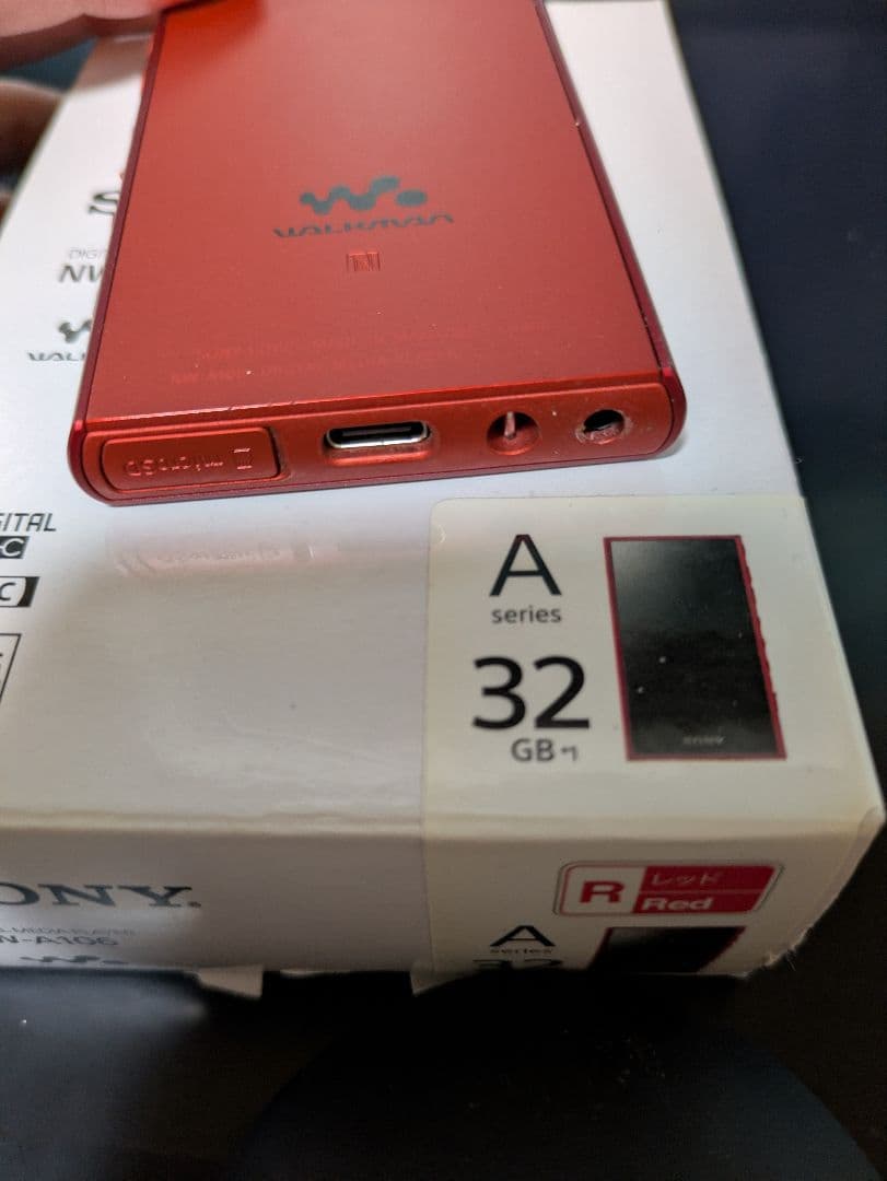 SONY NW-A106 ウォークマン 32GB レッド　保護ケース付