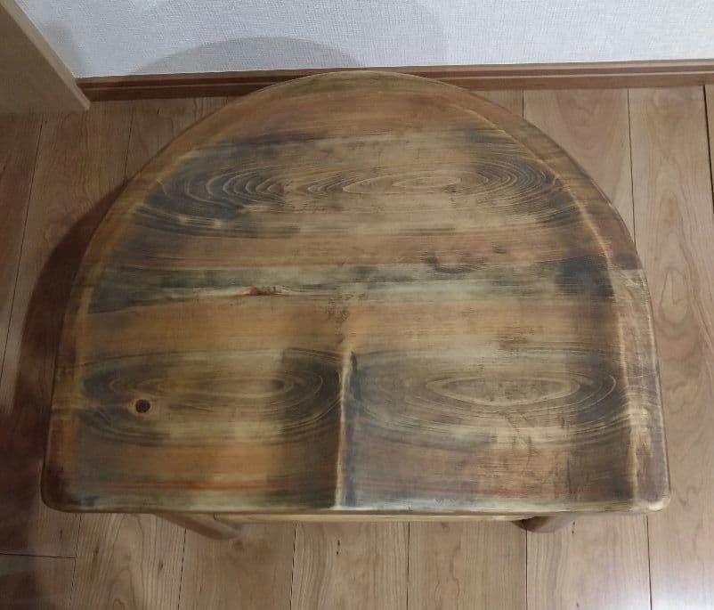 檜の半丸椅子(85)　値下げ❕大変座りやすく、つるつるに仕上げ、アンティーク調