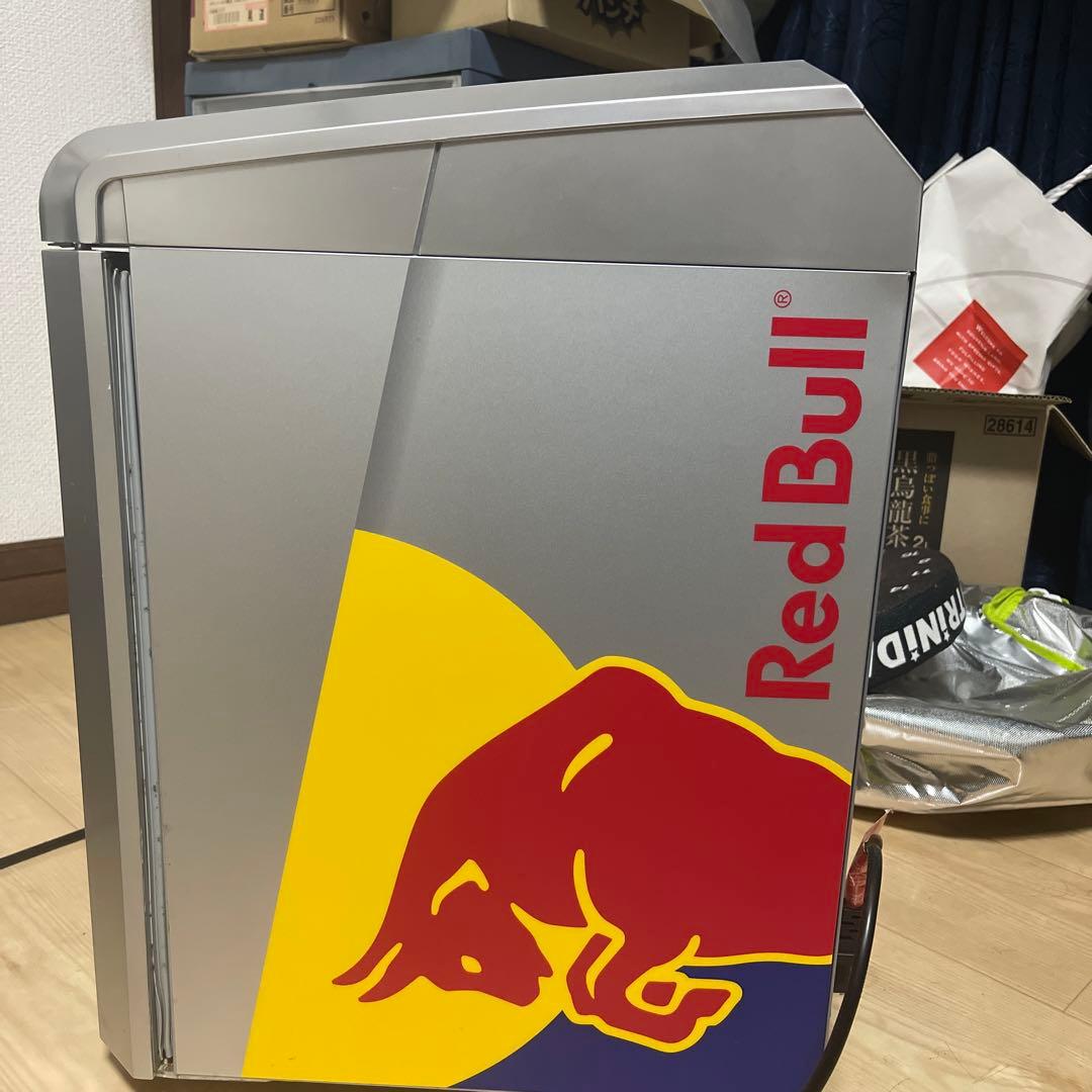 レッドブル冷蔵庫【できれば引き取り優先】