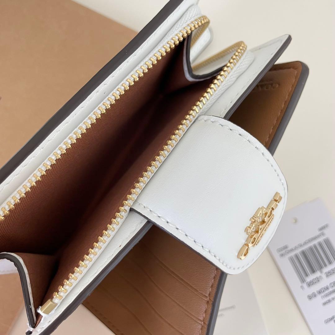 COACH コーチ　折り財布　シグネチャー チョーク　ホワイト　白色二つ折り財布