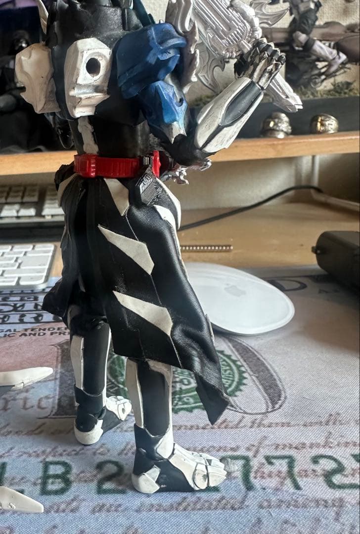 ネ*※様 shf仮面ライダー ？XXXとFRS 青眼の白龍　カスタム品