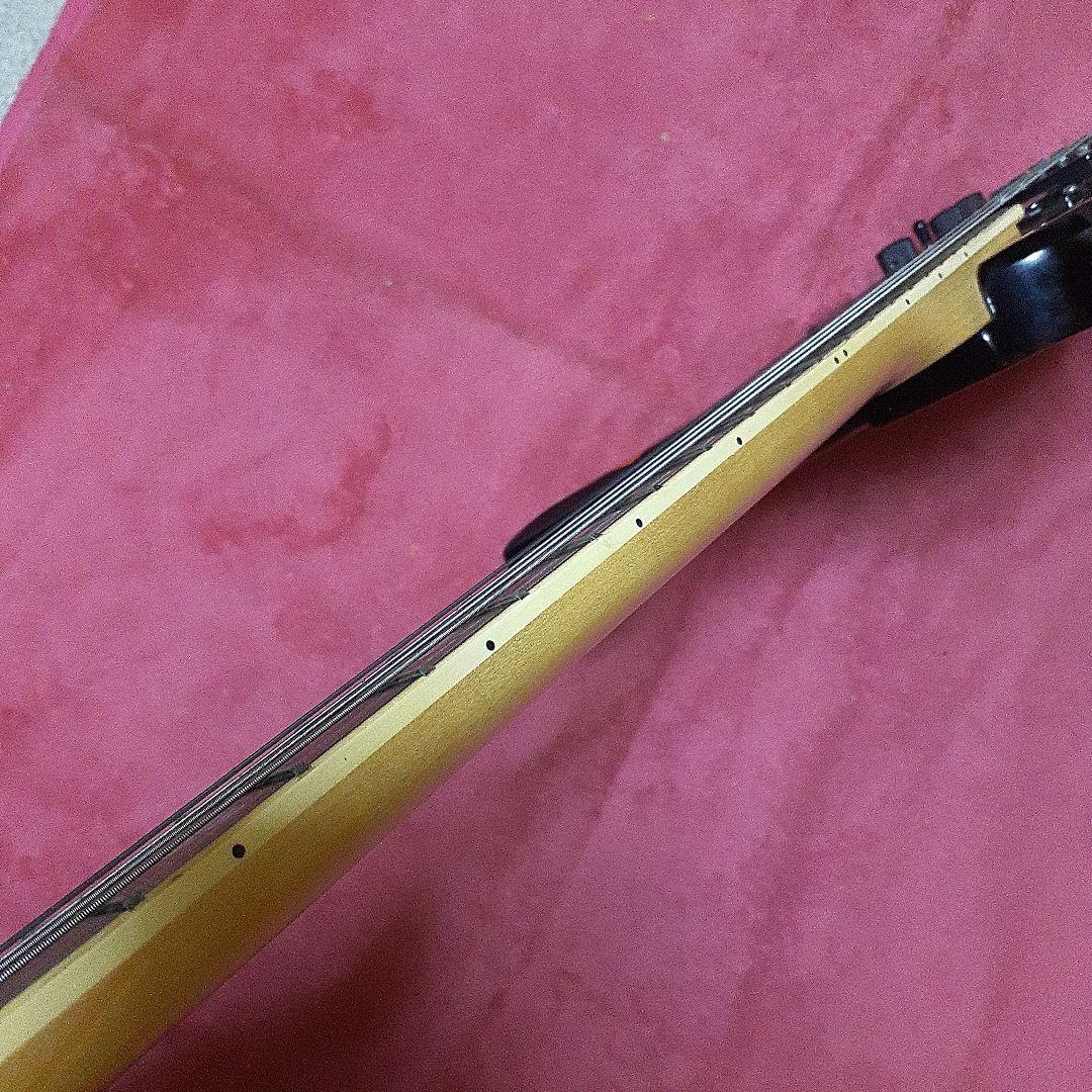 【良・美品】ブラックハート・hideモデル。モッキンバードエレキギター。