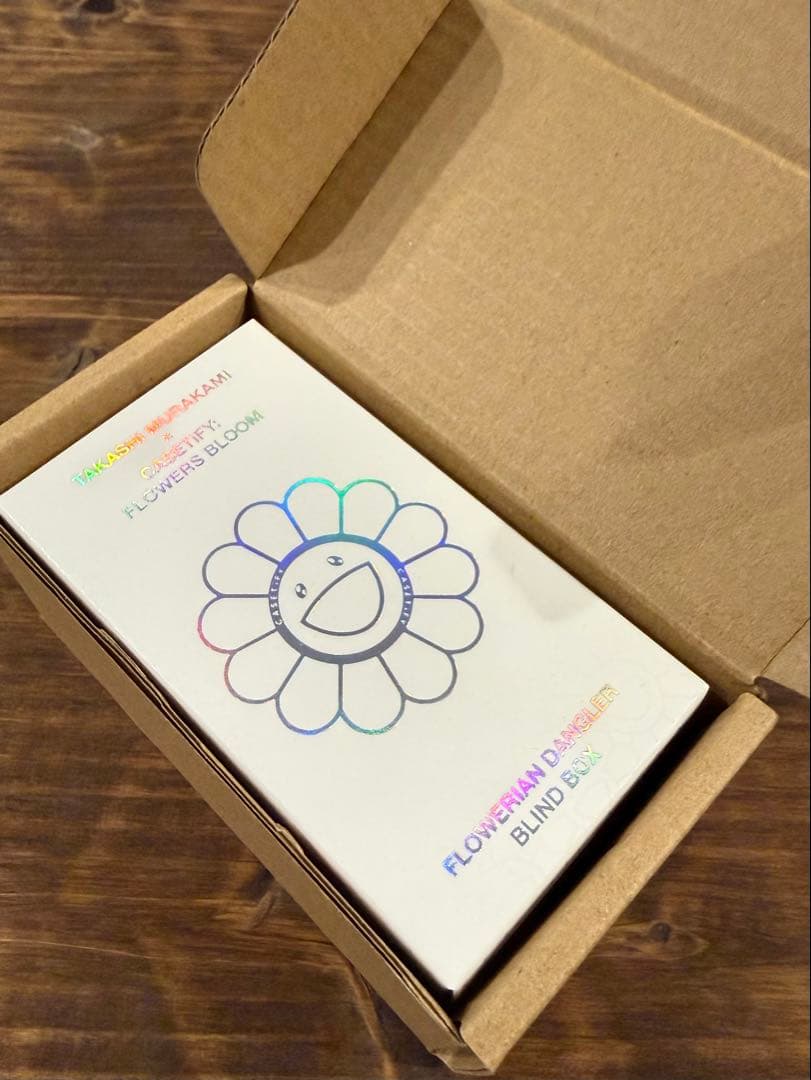 CASETiFY 村上隆 お花ちゃん スマホフィギュア レッド