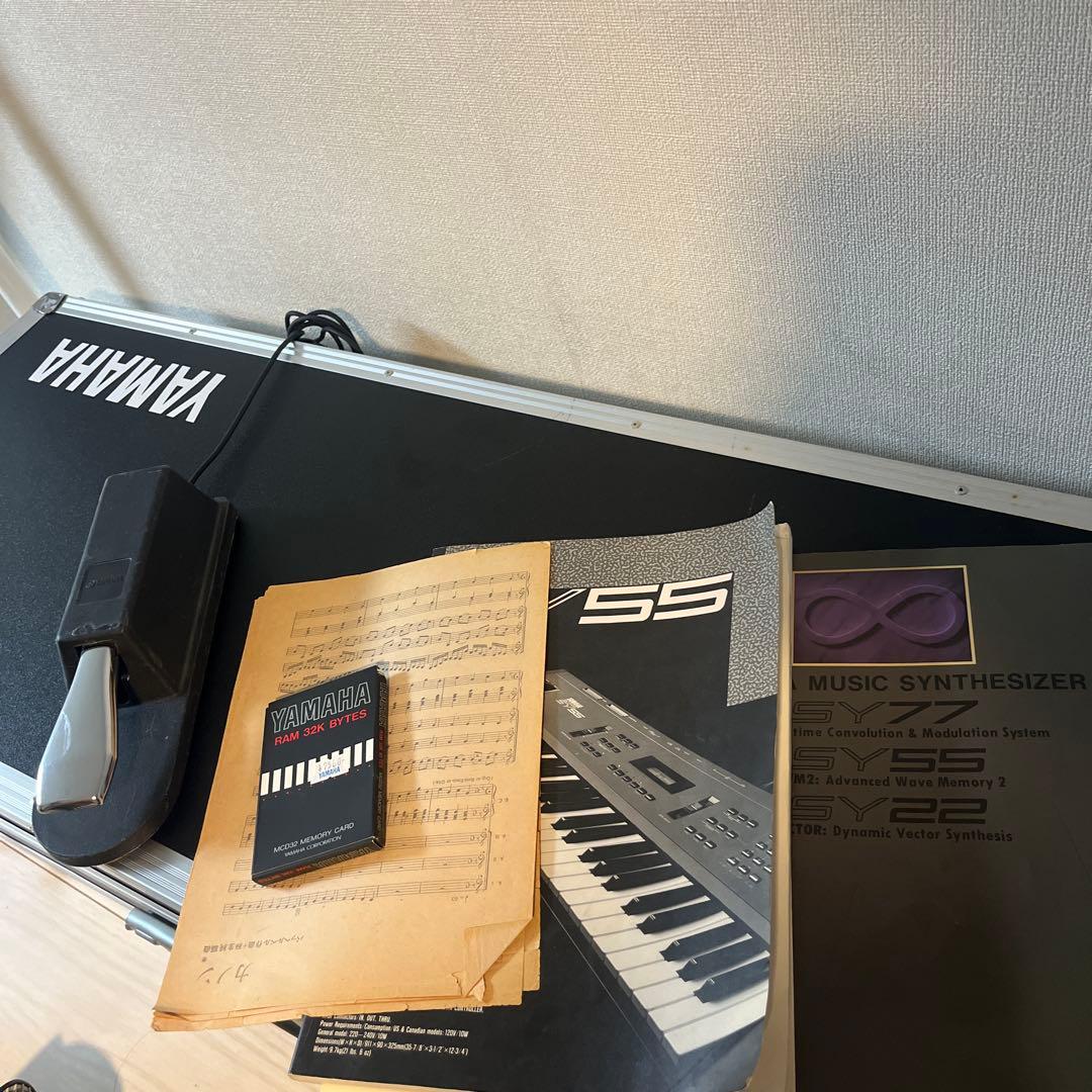 美品 YAMAHA ヤマハ シンセサイザー SY55 ケース データカード付