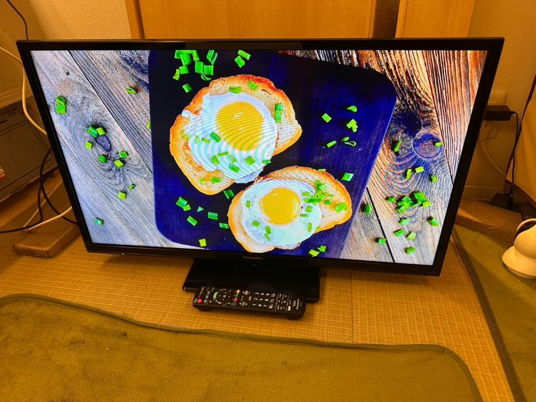 Panasonic　パナソニック 32型 テレビ TH-32J300 2022年