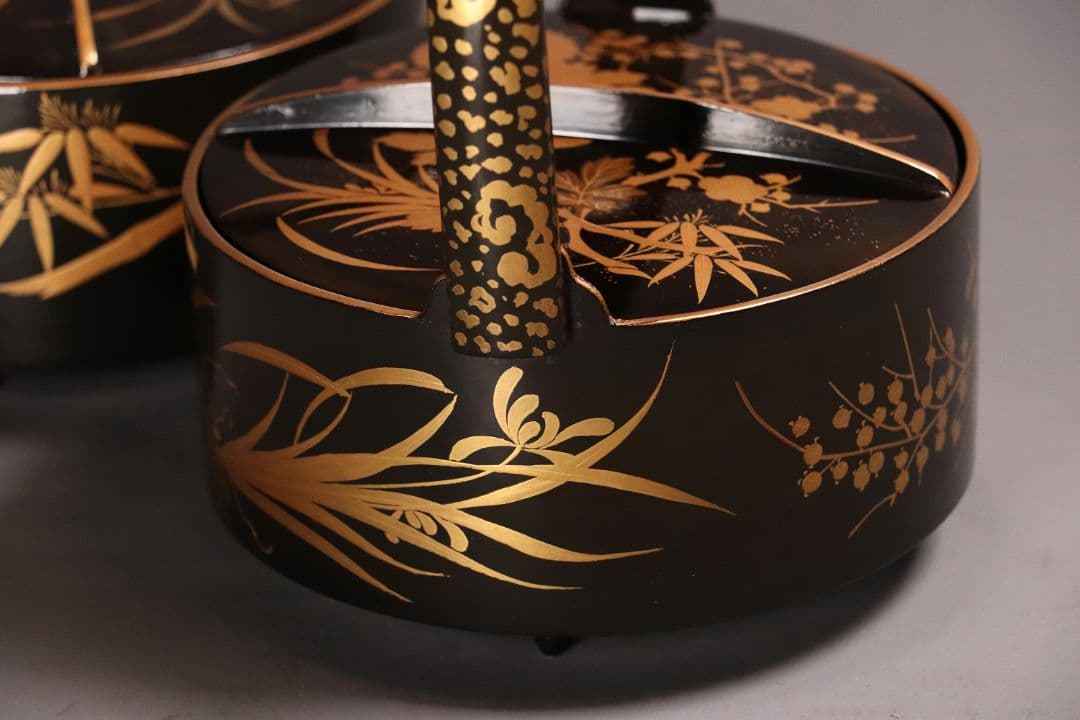 時代 四君子蒔絵 銚子 一対 天然木 草花 金蒔絵 黒塗 木製漆器【MA409】