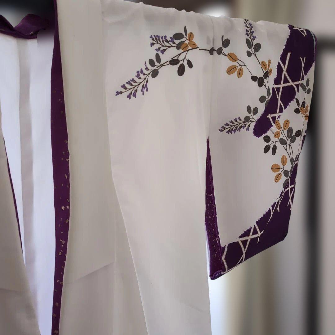 舞踊　着物　裾引き　白