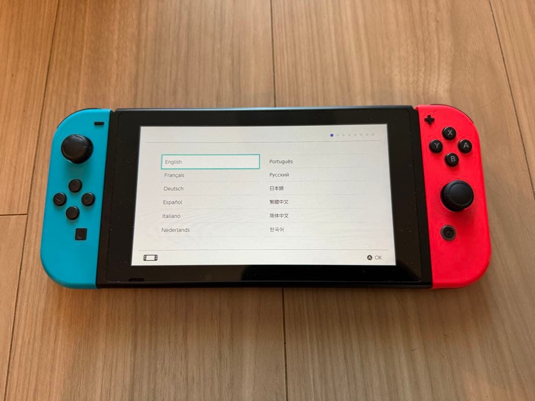 Nintendo Switch 本体【傷あり】