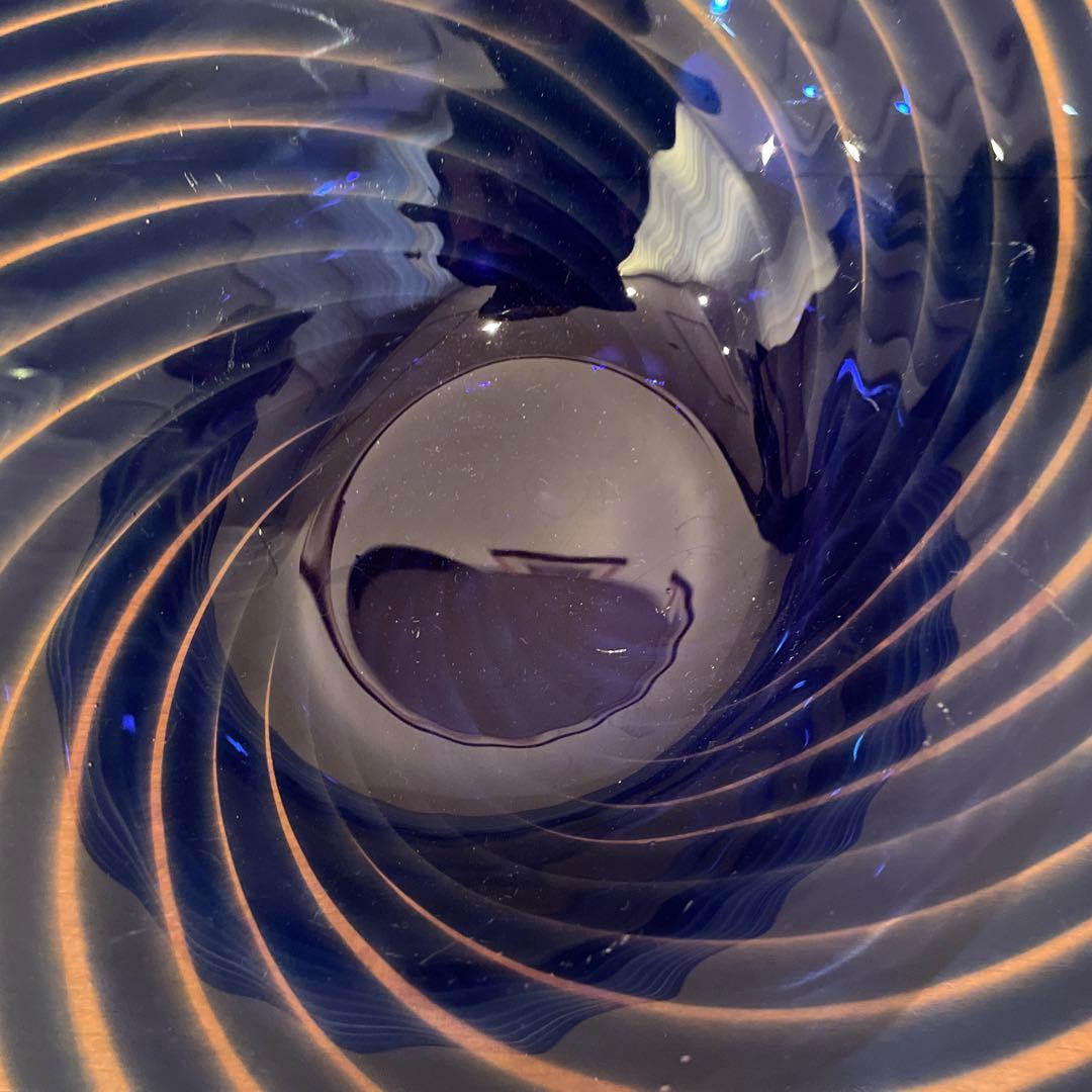 青色 渦巻き模様 ガラスボウル フィンランドの作家さんものです