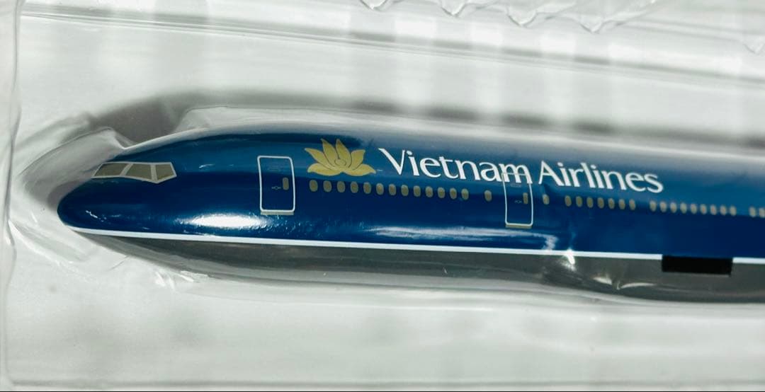 hogan 1/200 ベトナム航空 B777-200