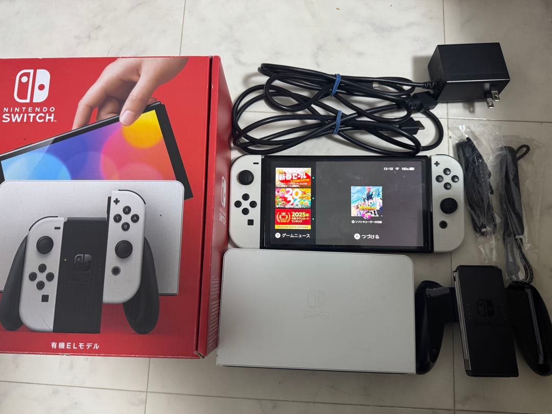 Nintendo Switch有機EL 64GBメモリーカード付き