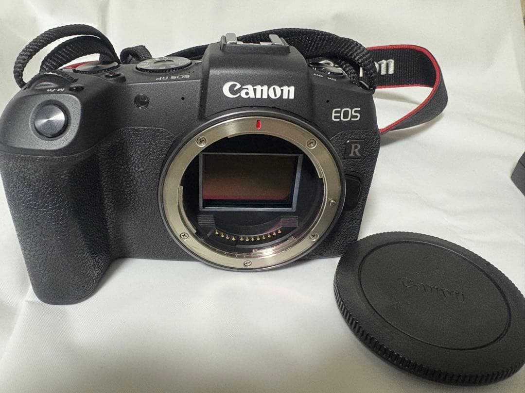 Canon EOS RP ボディ 美品 フルサイズミラーレス 元箱なし