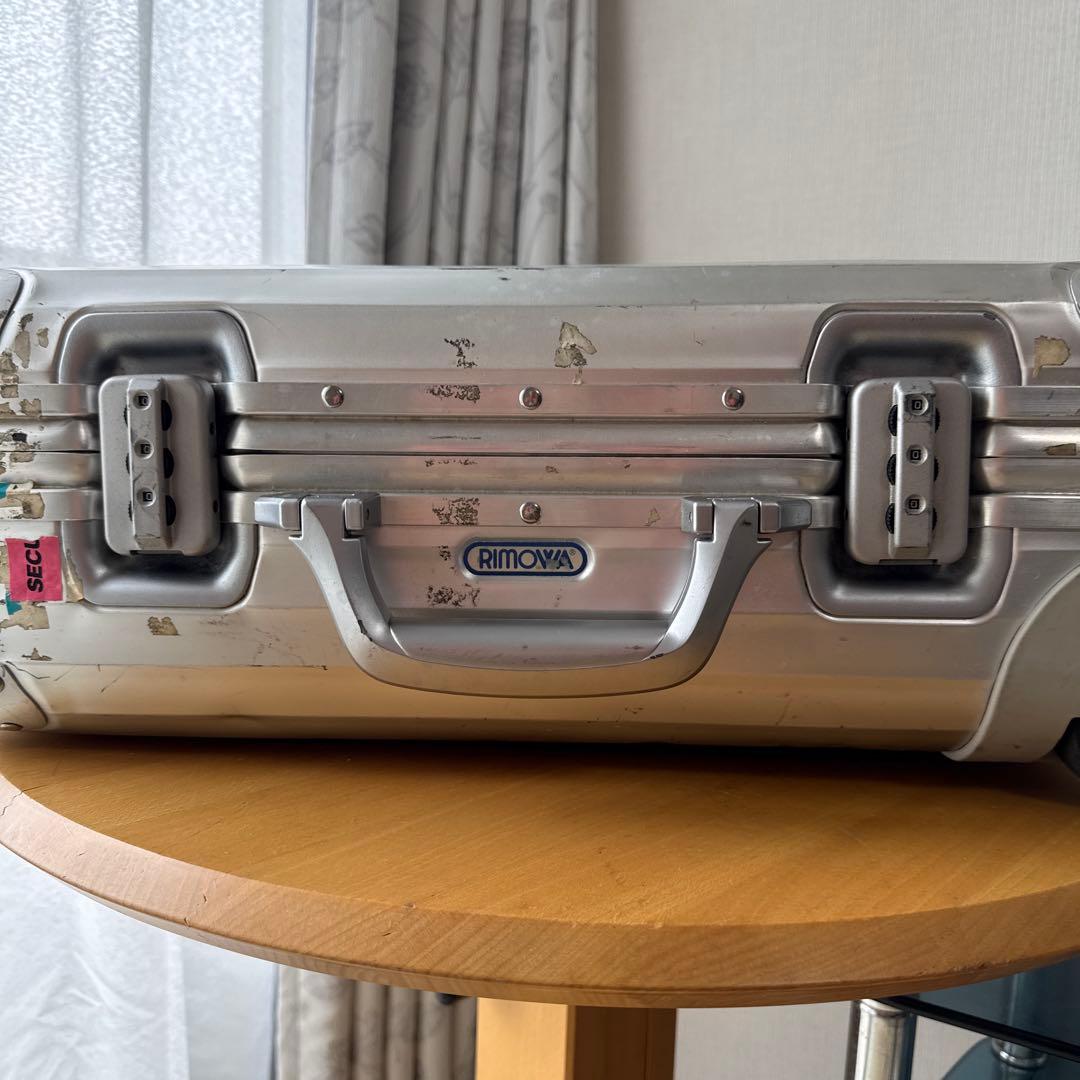 RIMOWA TOPAZ機内持込サイズ