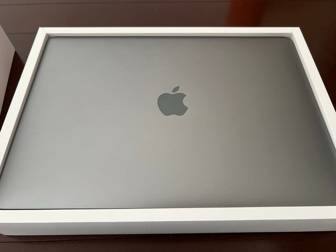 MacBook本体 MacBook Pro 2020 Core i5 16GB SSD512GB