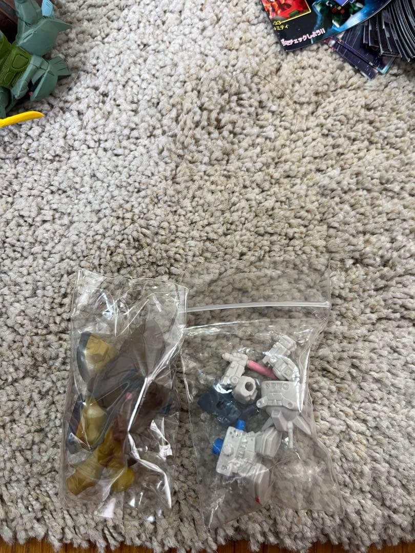 ガンダム　ガチャポン　新品未使用未開封　まとめ売り　約870体＋開封済み＋説明書