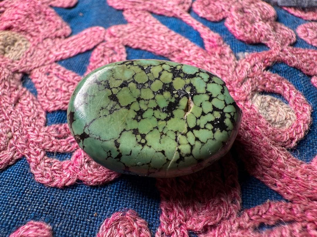 チベット　ヴィンテージターコイズビーズ　一粒