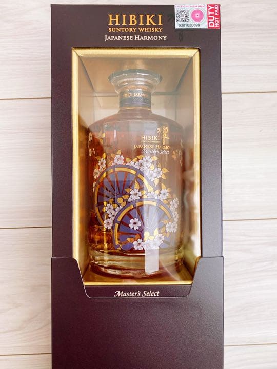 「購入直後」響 ジャパニーズハーモニー マスターズセレクト 意匠ボトル　海外向け