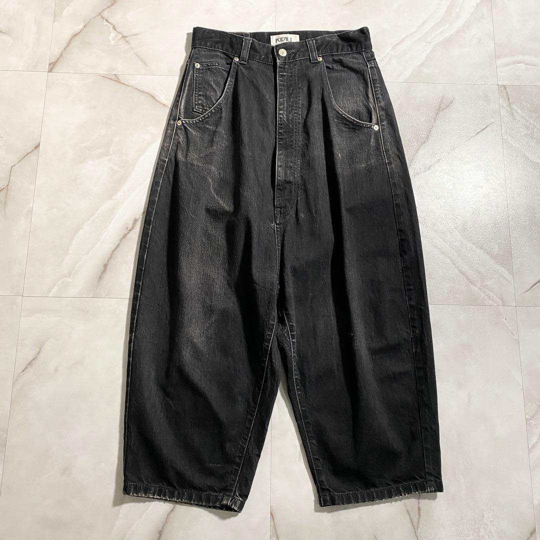 A15845 キディル　ワイドサルエルブラックデニムパンツ　黒44