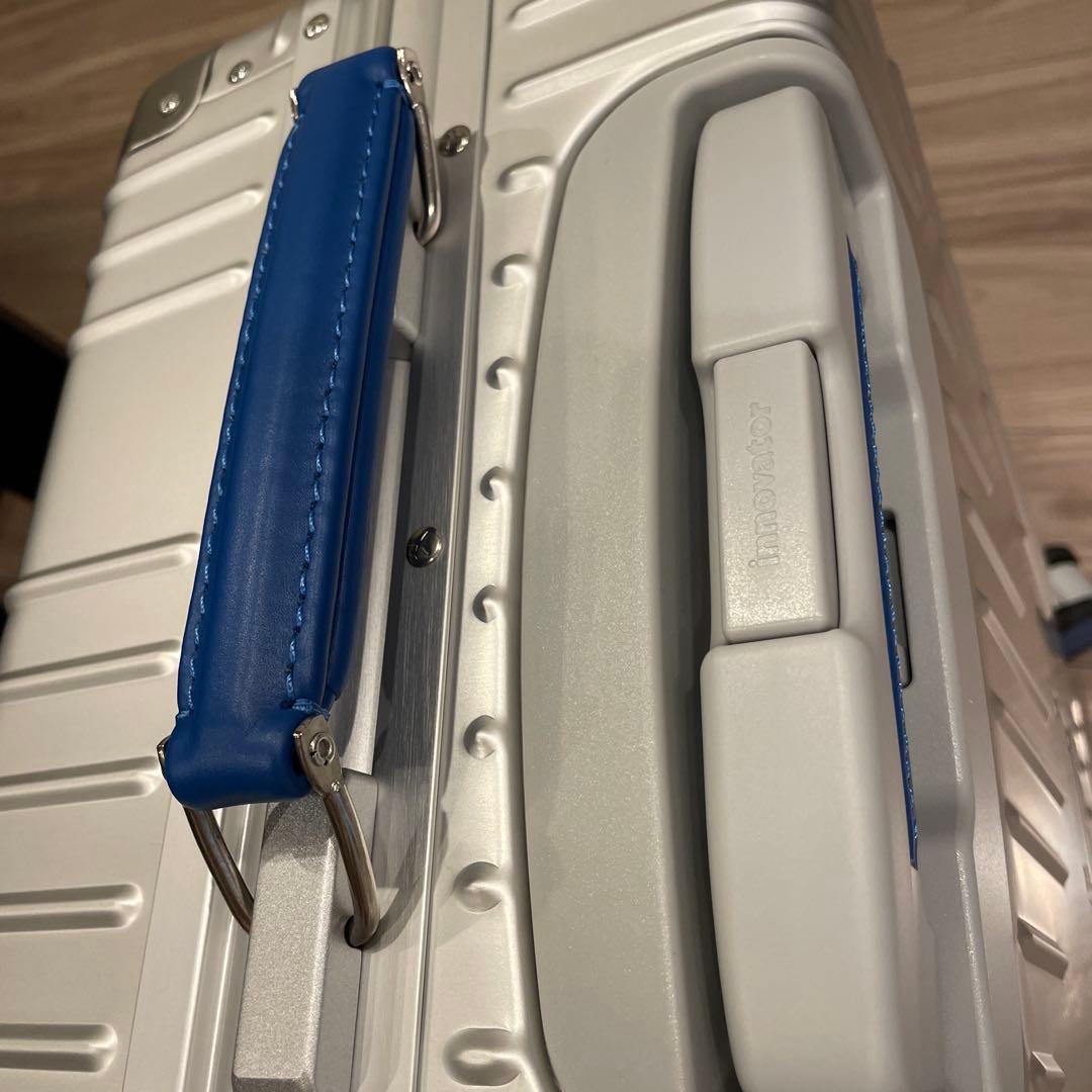 Innovator Sterling SILVER キャリーケース 36L