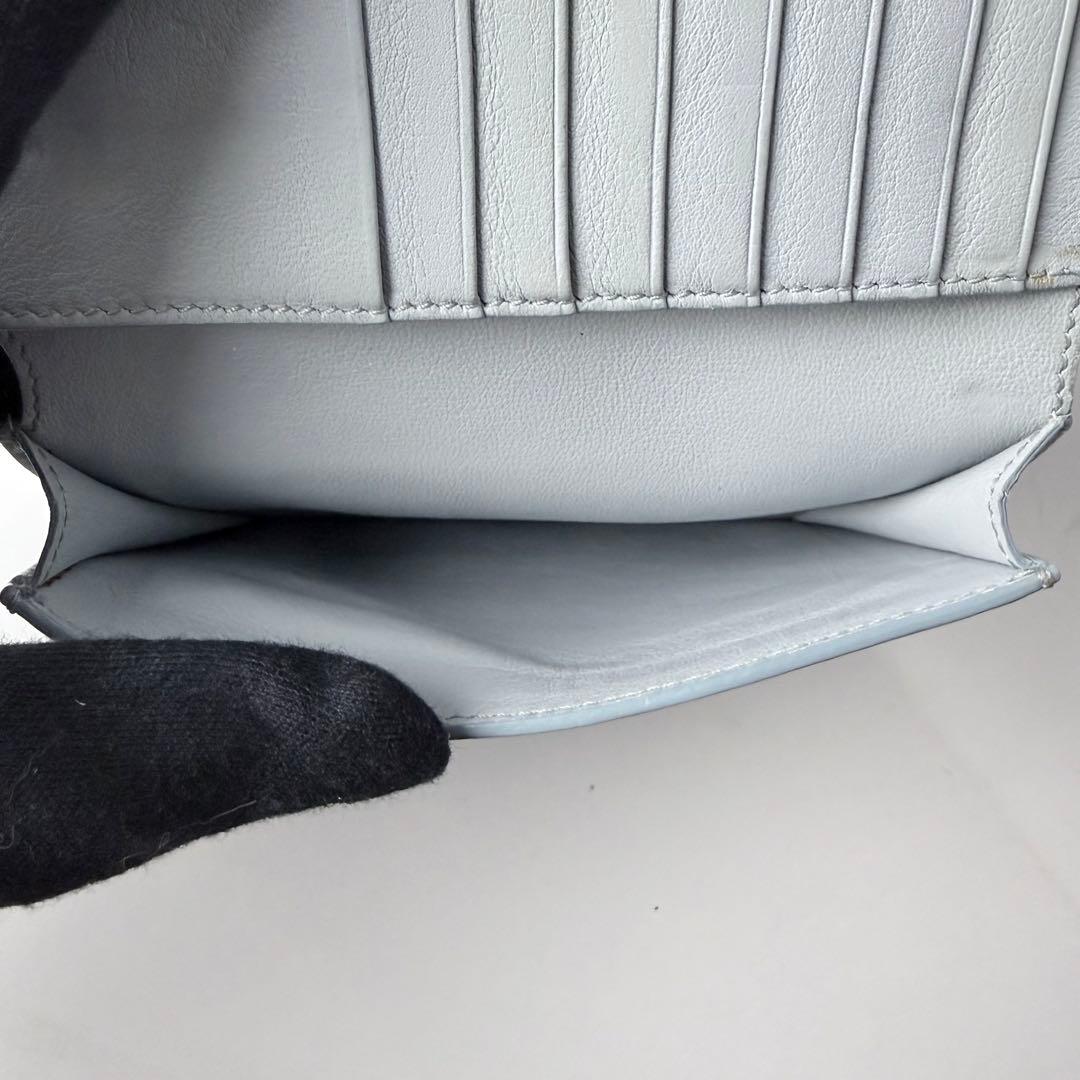 セリーヌ　ミディアムストラップウォレット　マルチファクション　二つ折り財布