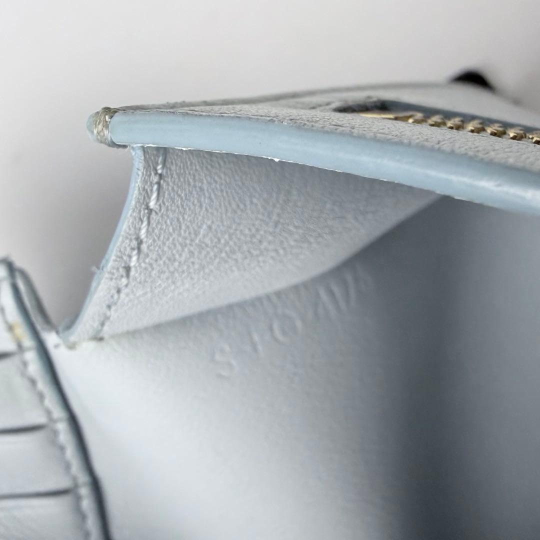 セリーヌ　ミディアムストラップウォレット　マルチファクション　二つ折り財布