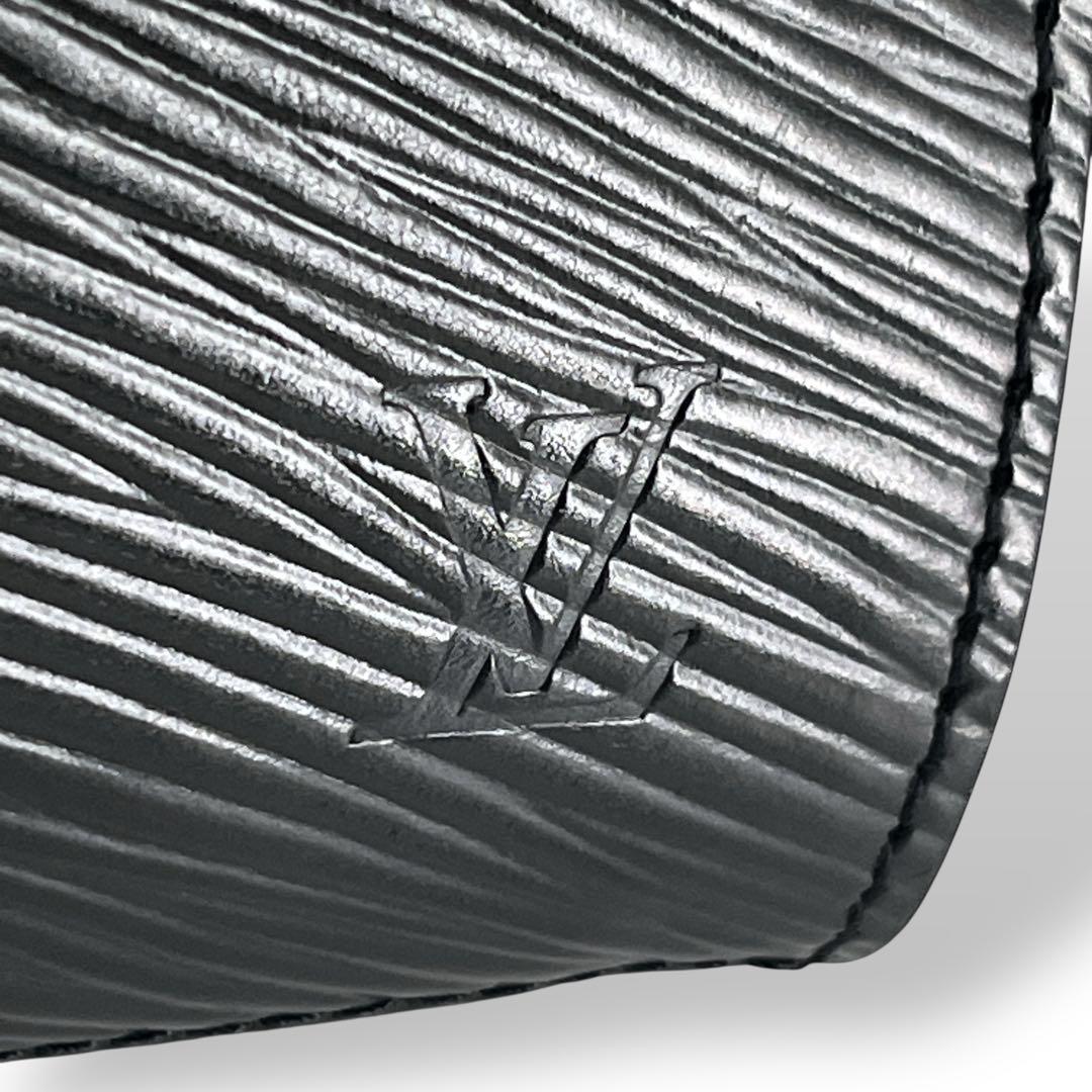 ルイヴィトン　ケース　ポルトモネ　エピZ ラウンドファスナー　小銭入れ