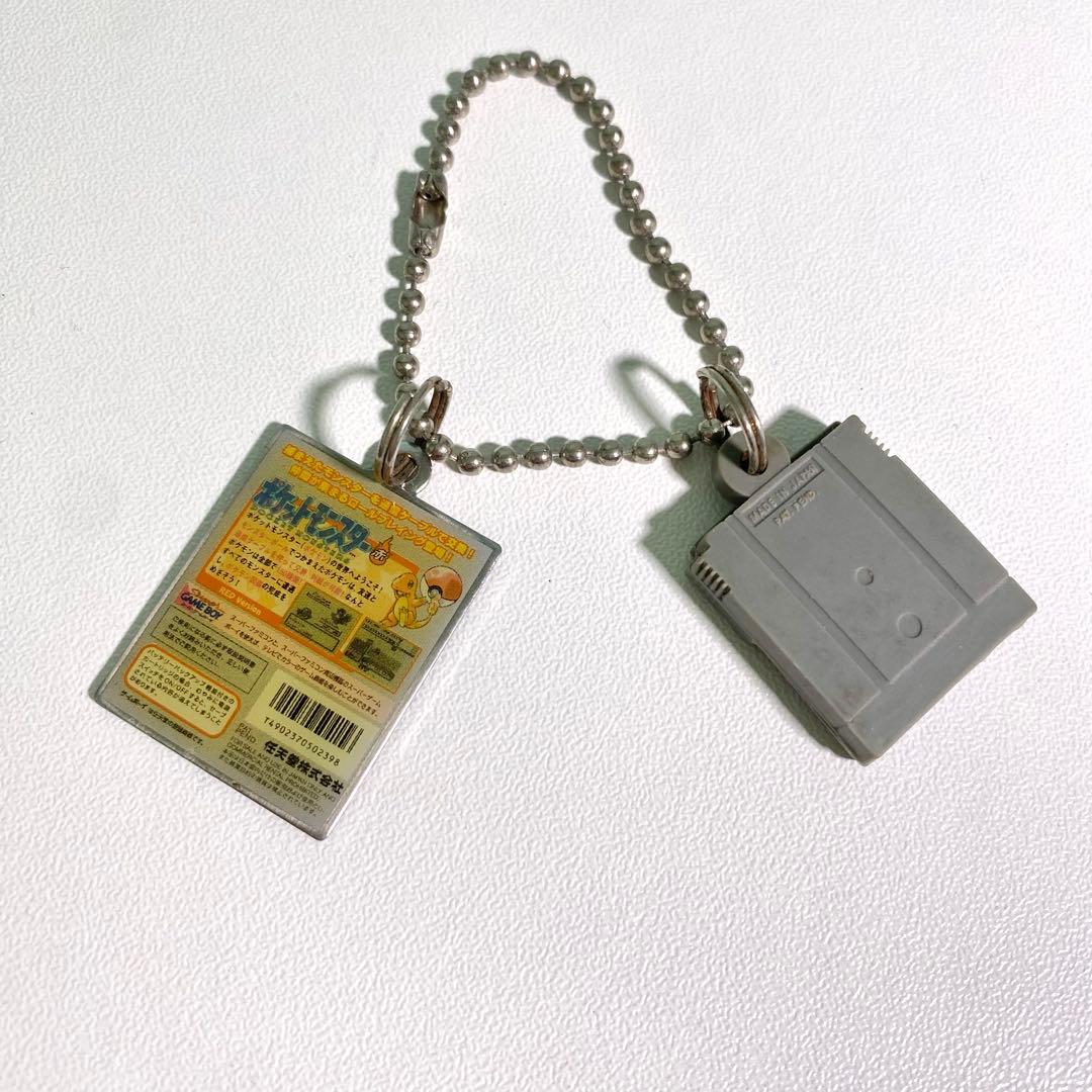 【希少】レア　ポケットモンスター　赤　パッケージ　ソフト　メタル　キーホルダー