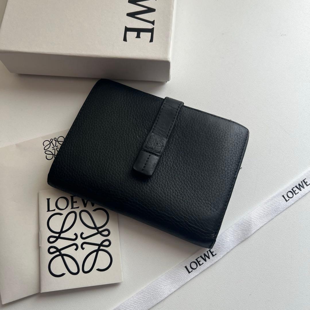 14 限定価格 LOEWE ロエベ 2つ折り財布