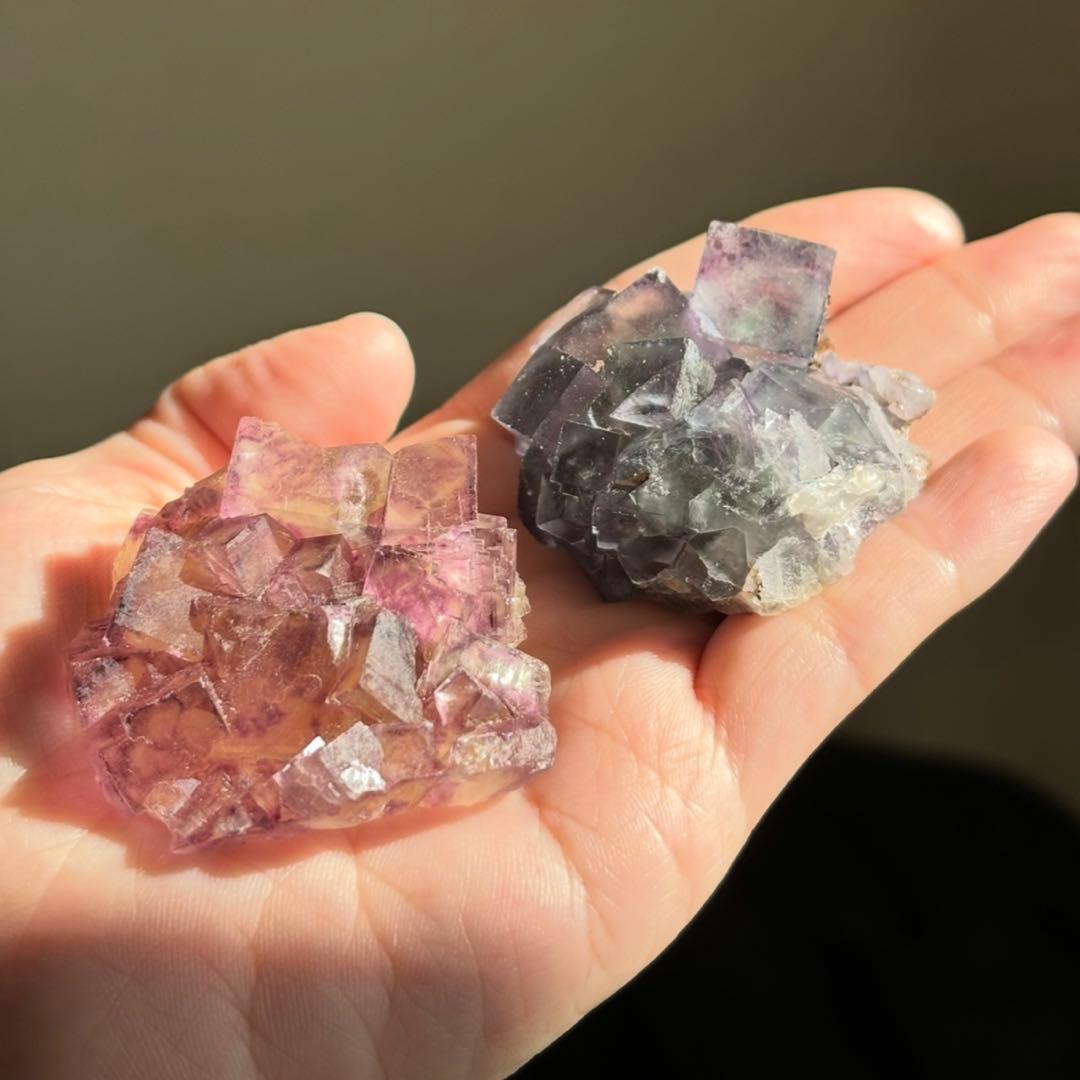 し*ま様 ナミビア産　オコルス　フローライト　2個セット　原石　鉱物標本